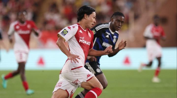 南野拓实谈上赛季状态低迷：我需要适应新的国家、联赛和文化