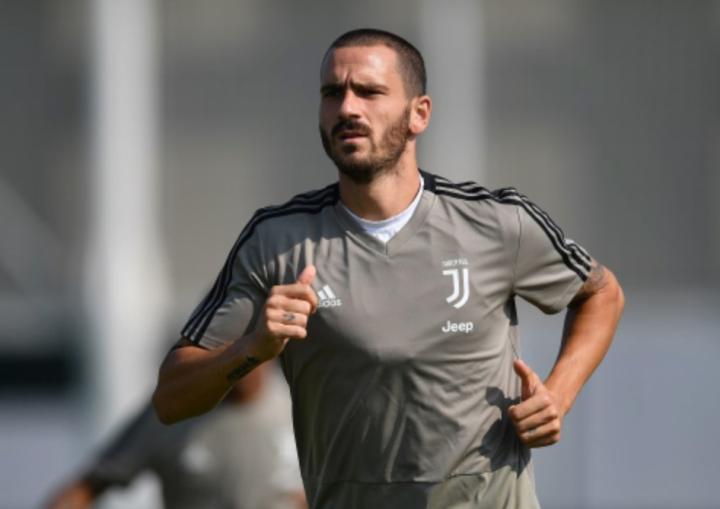 跟队：虽然想送走博努奇，但尤文不愿意为此支付超过200万欧