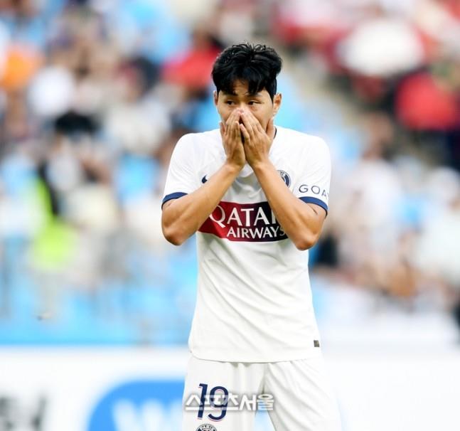 拯救大兵？韩媒：李刚仁可能伤缺3-4周能否参加亚运会存疑