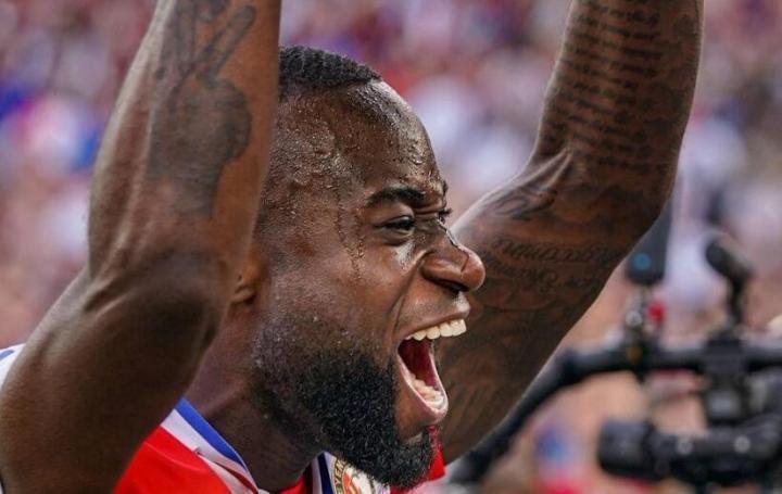 德媒：拜仁最近再次与海特勒伊达联系，转会费3500万欧左右