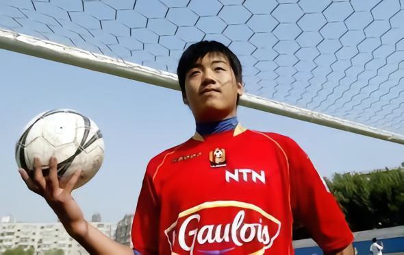 青岛足球人物小传（8）—“壮志未酬”张佳祺