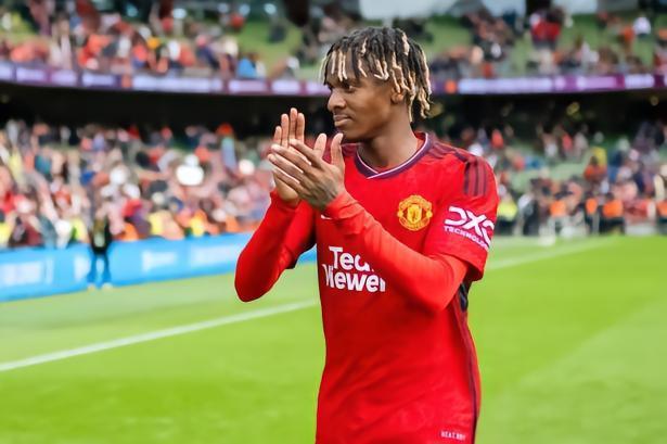 官方：曼联20岁小将埃默朗转会加盟荷乙格罗宁根