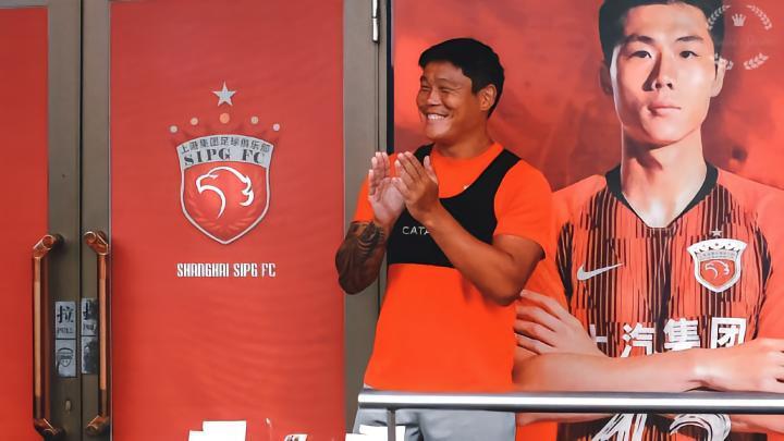 你说我“丢人现眼”，我说你“检查灯泡”，对立情绪从何而来