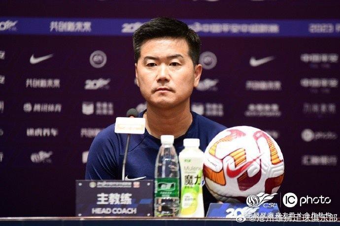 赛前发布会｜肇俊哲：两连败责任在我，要为球队、城市&球迷而战