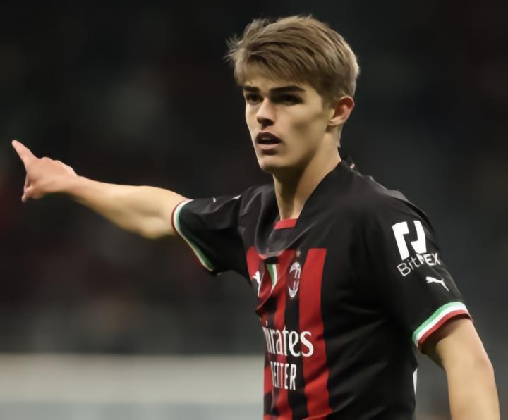 在赛前新闻发布会上，亚特兰大主教练加斯佩里尼谈到