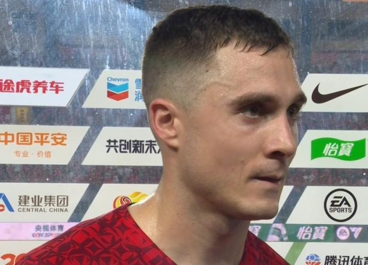 德尼奇：赢下比赛让我们有更强的信心；祝福球队29岁生日快乐