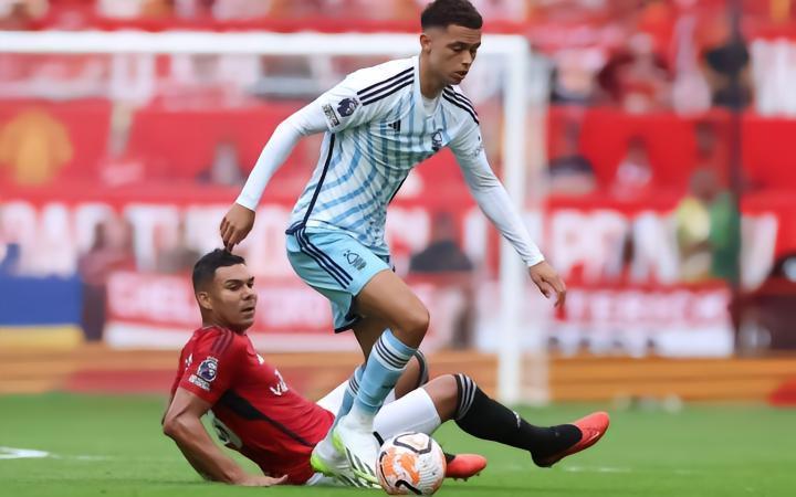 电讯报：热刺将和森林谈判引进约翰逊，森林要价超5000万镑