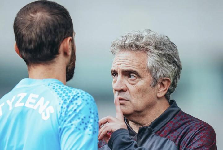 曼城助教：瓜帅虽不在场但参与了每个计划；阿坎吉感觉不太好