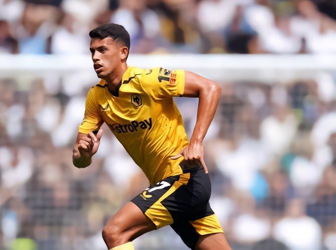 记者：曼城即将敲定努内斯转会，转会费总价约6000万镑