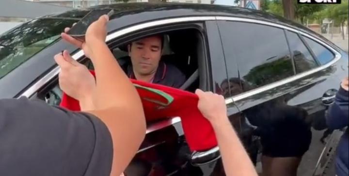 本周是忙若昂转会的一周吗？德科：哪个？葡萄牙有很多若昂