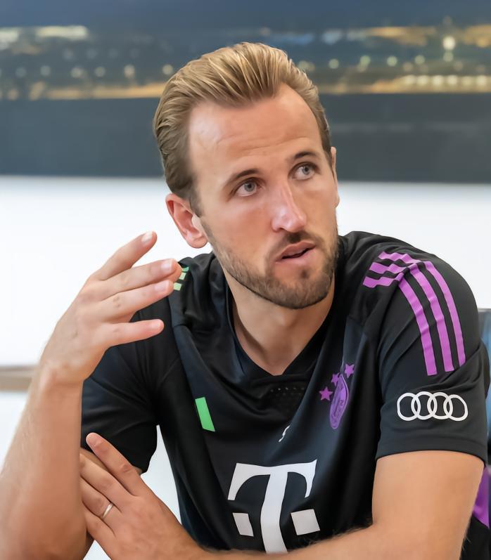 凯恩：我想比莱万做得更好，赢得第一座奖杯对我来说非常重要