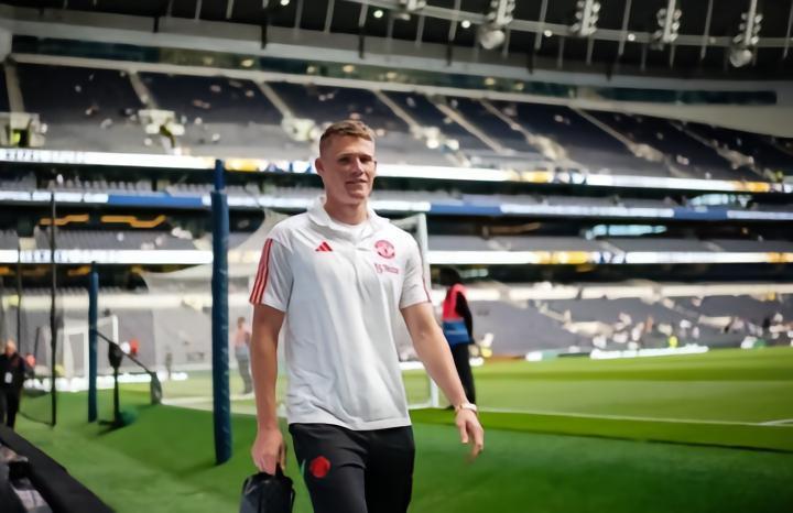 法尔克：麦克托米奈是拜仁的热门人选，拜仁正在与曼联谈判