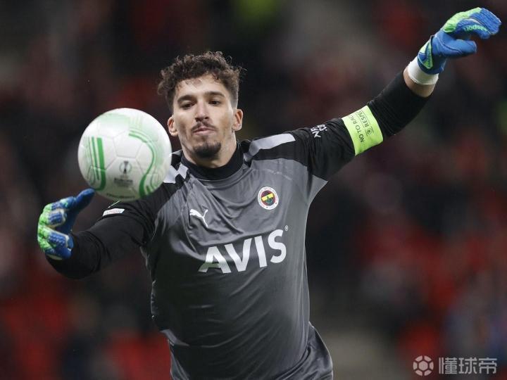 弗雷德确认巴延德尔将转会曼联：祝他好运，他在那里会很开心