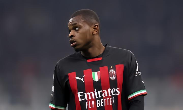 拜仁和卡卢卢的情况