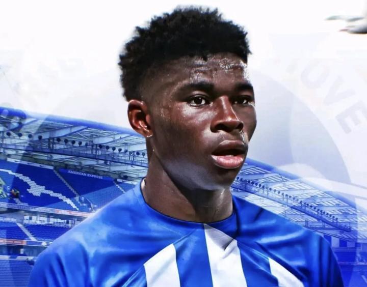 再次Here we go，罗马诺：布莱顿3000万签巴莱巴，双方已签约