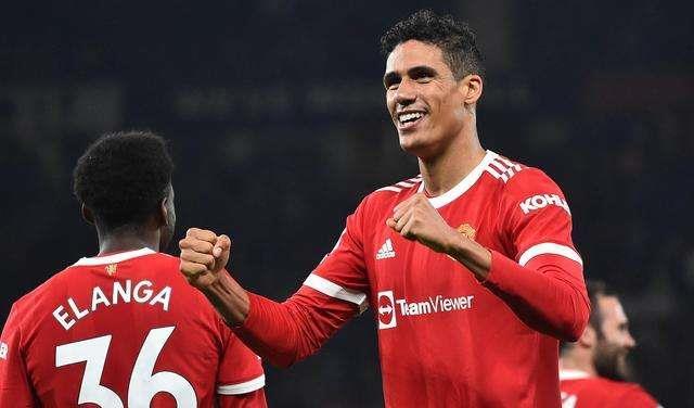 天空体育：瓦拉内有可能伤缺六周，这是曼联拒绝马奎