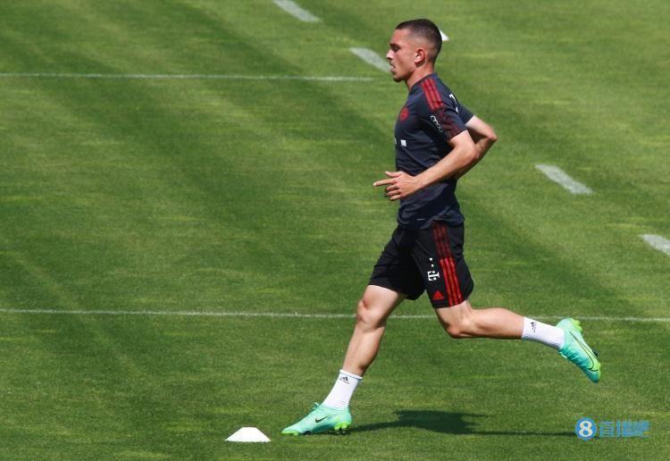 德媒：拜仁小将A-伊布接近租借加盟弗洛西诺内