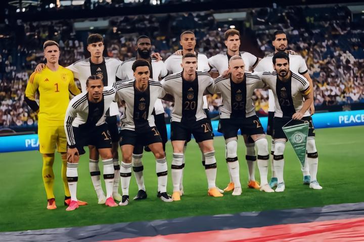 萨默尔：德国足球处于严重危机中，但在找借口方面是世界冠军