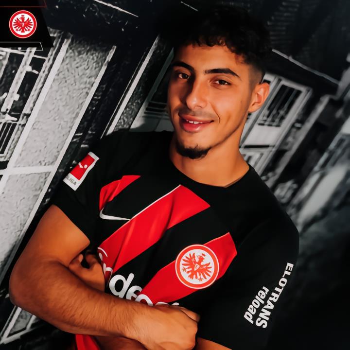 官方：法兰克福签下图卢兹前锋沙伊比，总价1300万欧元