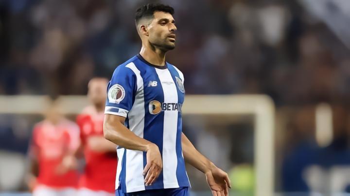 记录报：塔雷米对经纪人以及150万年薪报价不满，拒绝了米兰