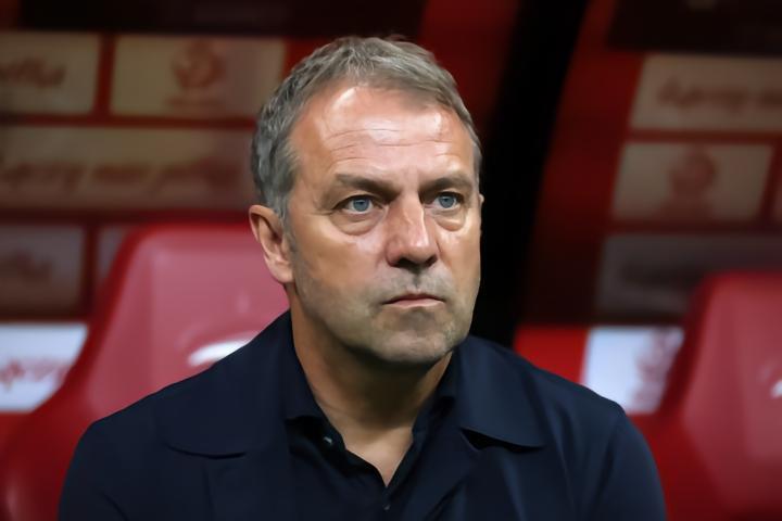 弗里克谈未征召格雷茨卡：我周三和他聊过，他知道我的想法