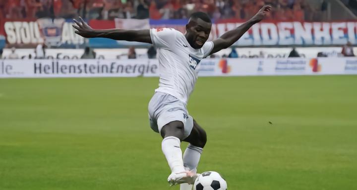 还屯前锋?德媒:科隆即将签下霍村前锋比博据德媒k