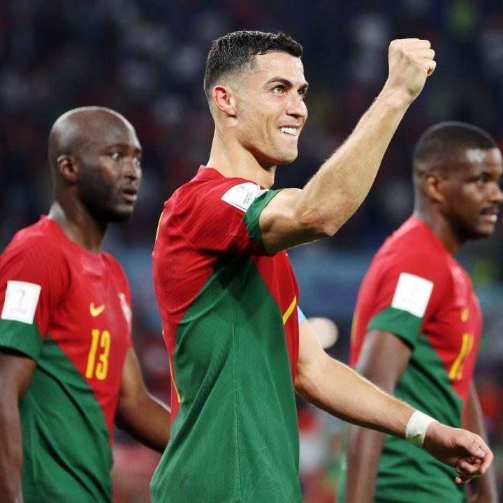 葡萄牙队新一期大名单：C罗领衔，菲利克斯、B费、莱奥入选