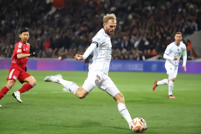 德媒：图卢兹后卫德斯勒将留队，奥格斯堡没有匹配要价