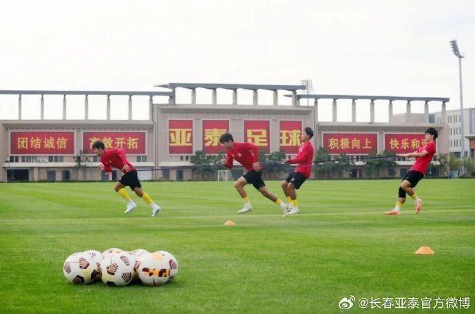 亚泰青年军内部练兵 U21、U18全力备战9月联赛