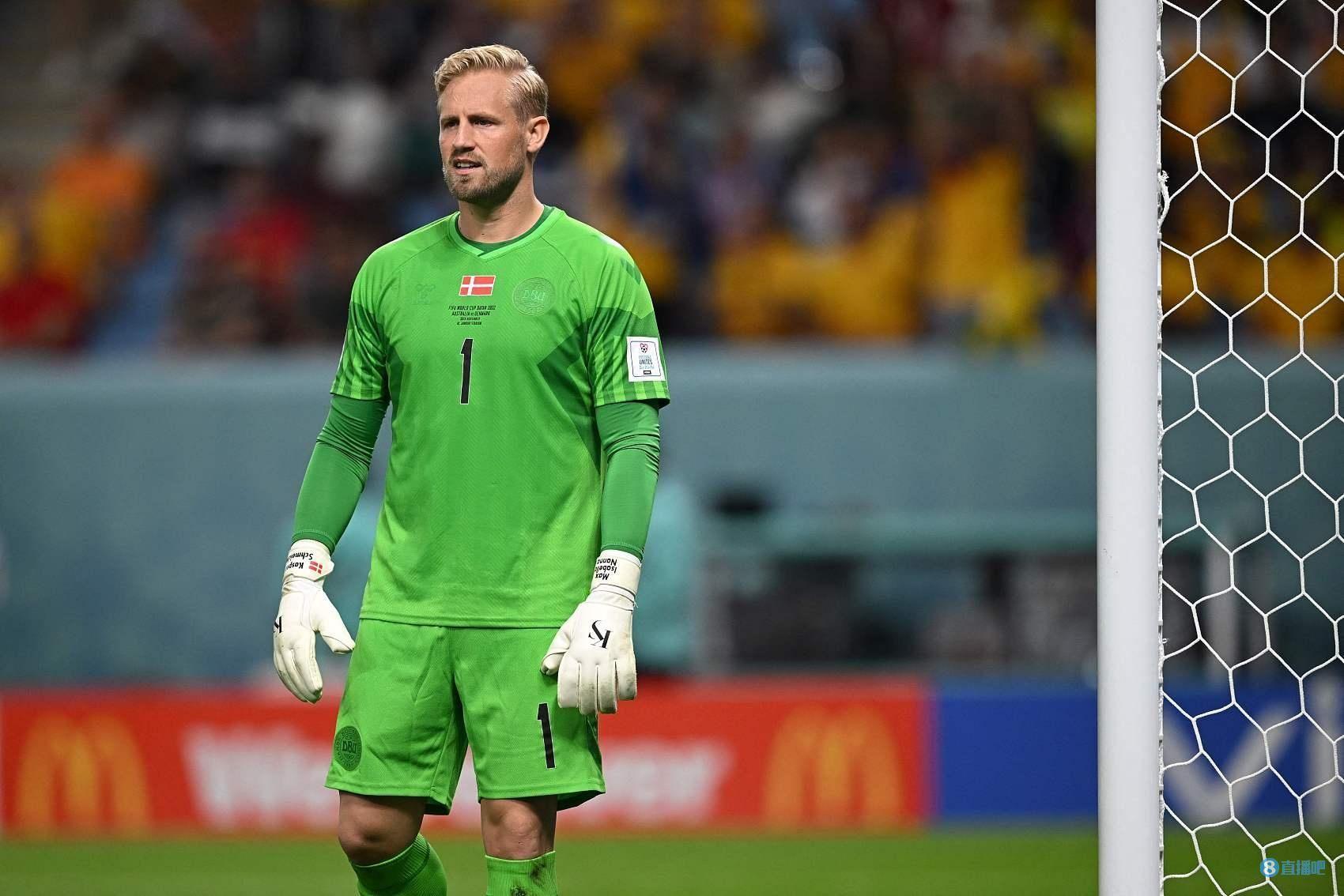 太阳报：小舒梅切尔与尼斯解约因多次违反队规、与队友不和