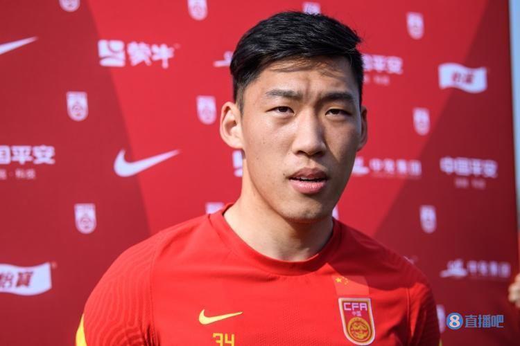 亚运国足首发变动：仅1处调整，黄嘉辉进入先发，朱辰杰变为替补