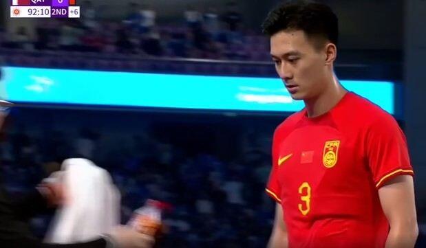 难顶！国足1/4决赛战韩国，两员主力高天意、蒋圣龙停赛！