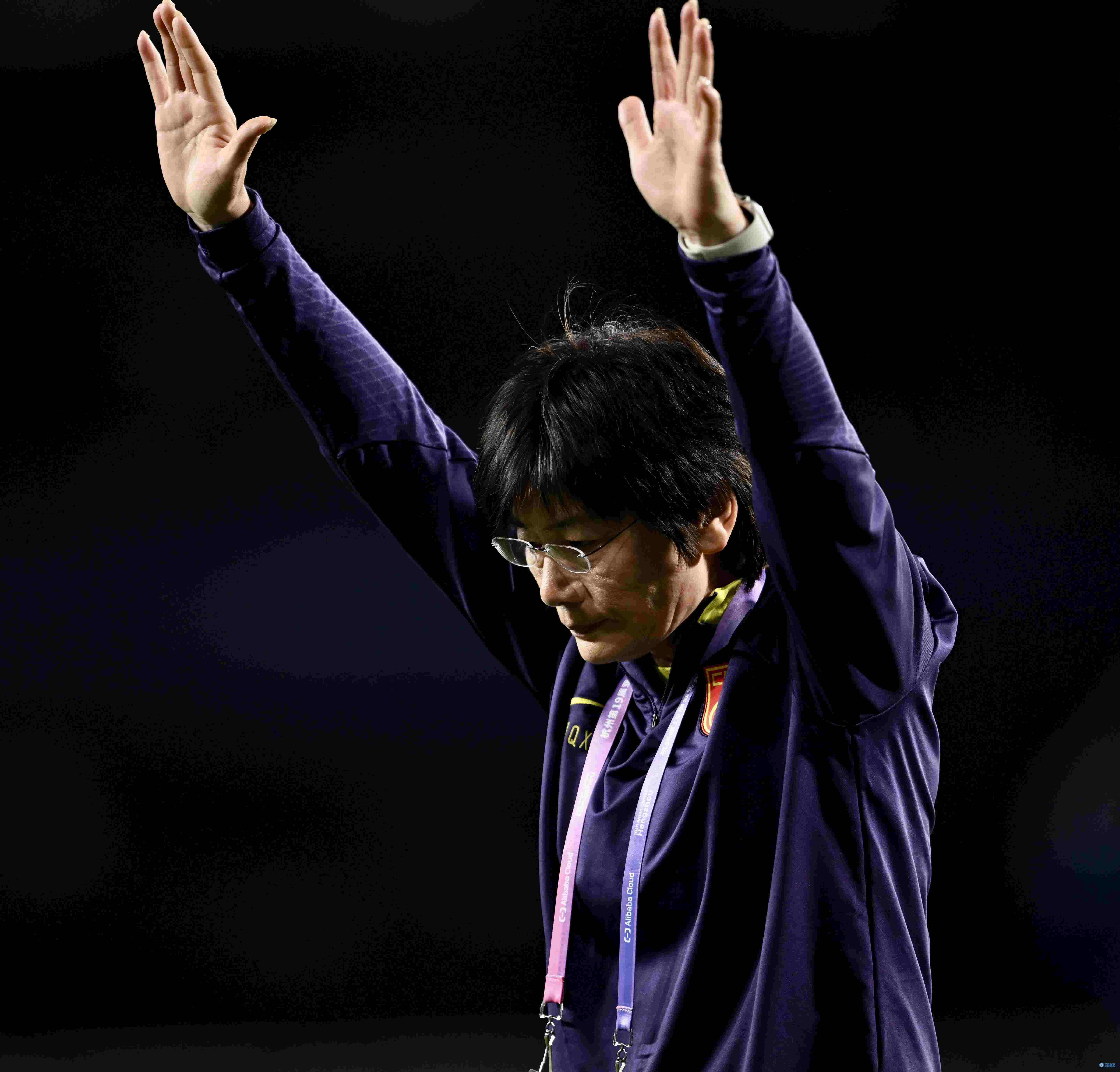 北青：中国女足连续折戟，月底奥预赛之前得考虑是否有必要换帅