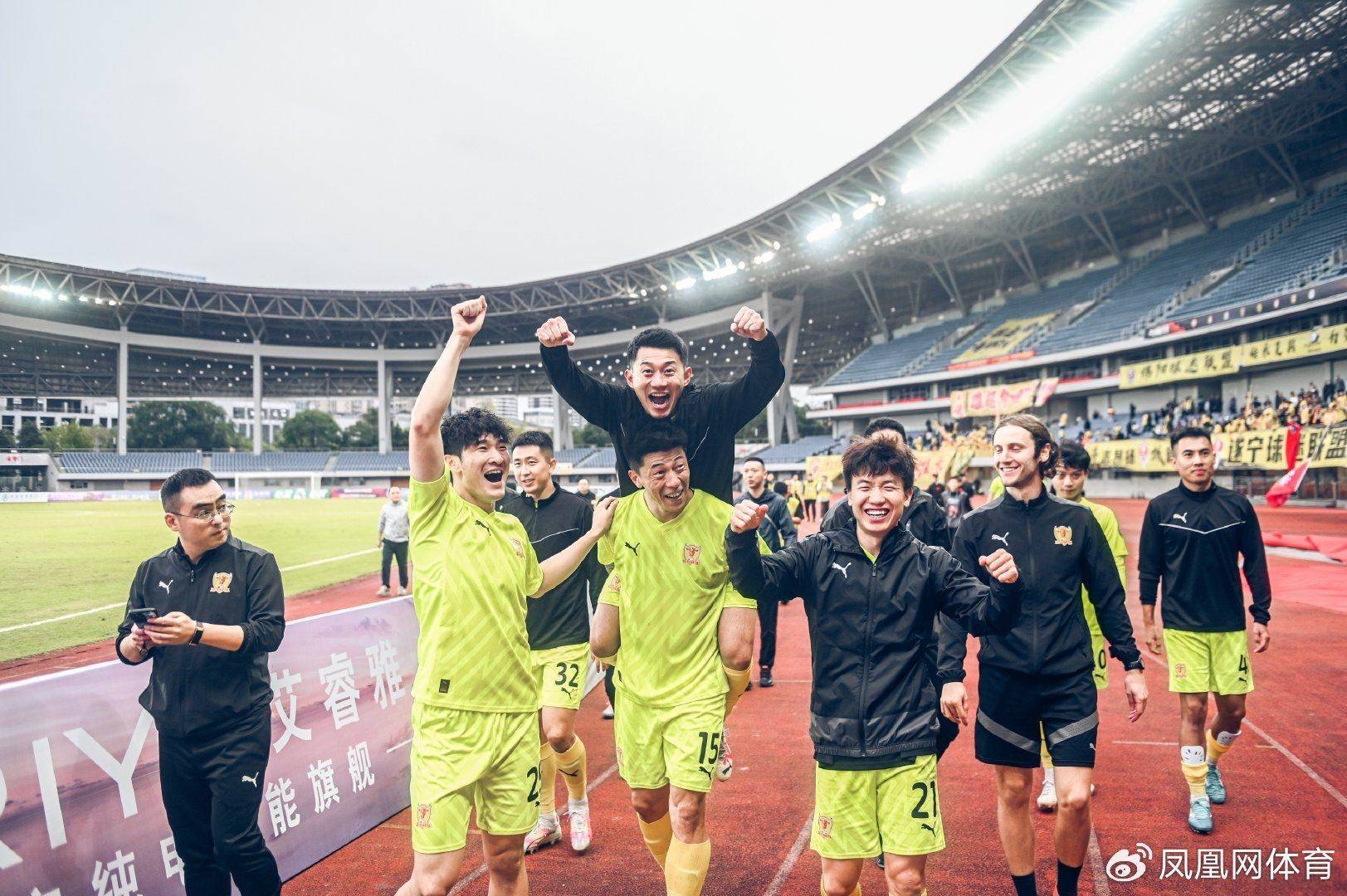 外资足球队，挣扎在中国