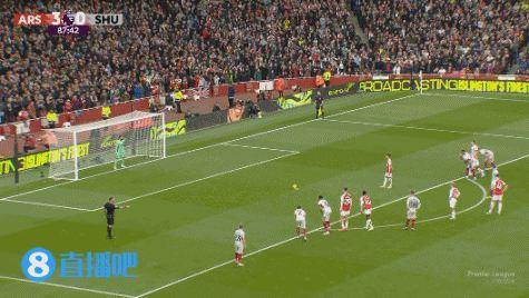 再补一刀！维埃拉造点亲自主罚命中，随后奶嘴“怀球”庆祝