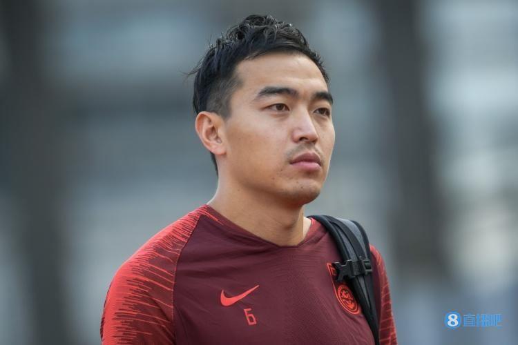 冯潇霆：05世青赛全员将时隔18年重聚，将和中超明星队交手