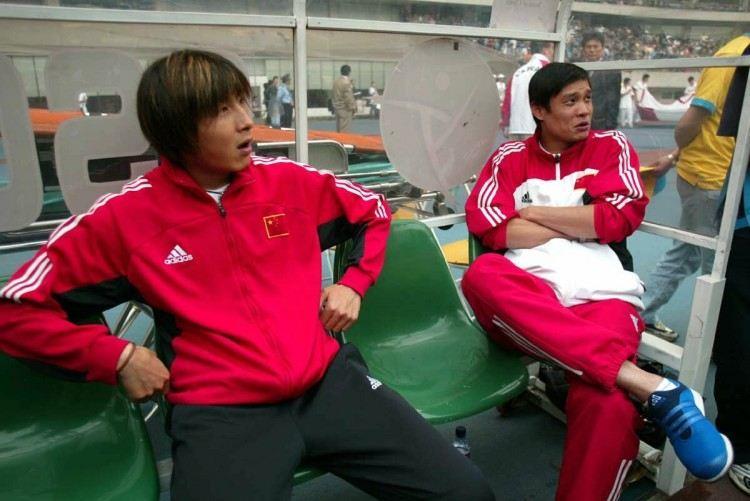 媒体人：老国脚以前在国家队也辣眼睛，难道退役后就自动升华了？