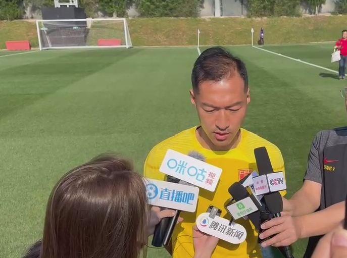 吴曦：现在全队都有激情且对比赛渴望 先踢第一场再想后面比赛