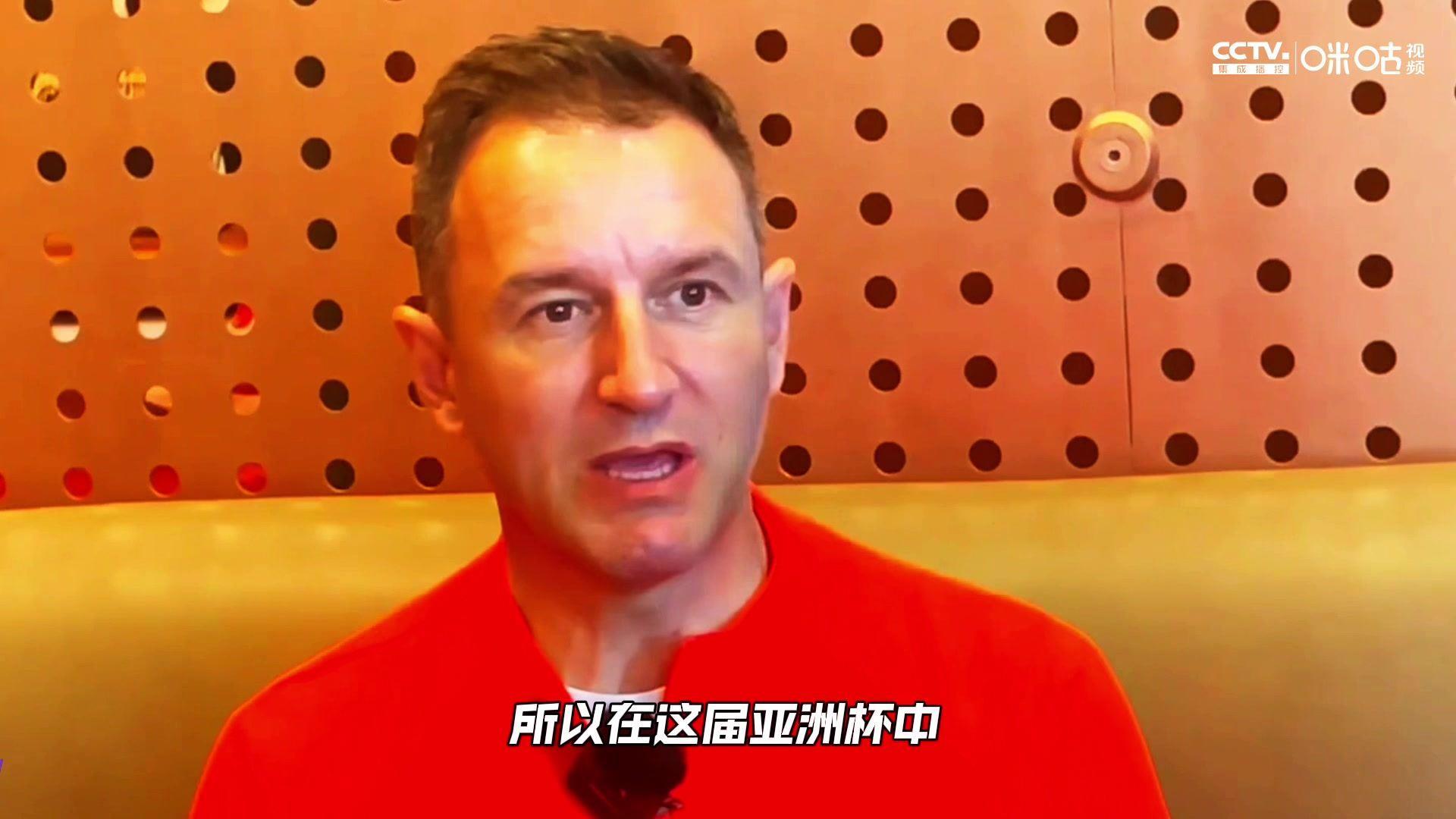 塔吉克斯坦主帅：扬科维奇是很不错的教练，我们不怕与中国队交锋