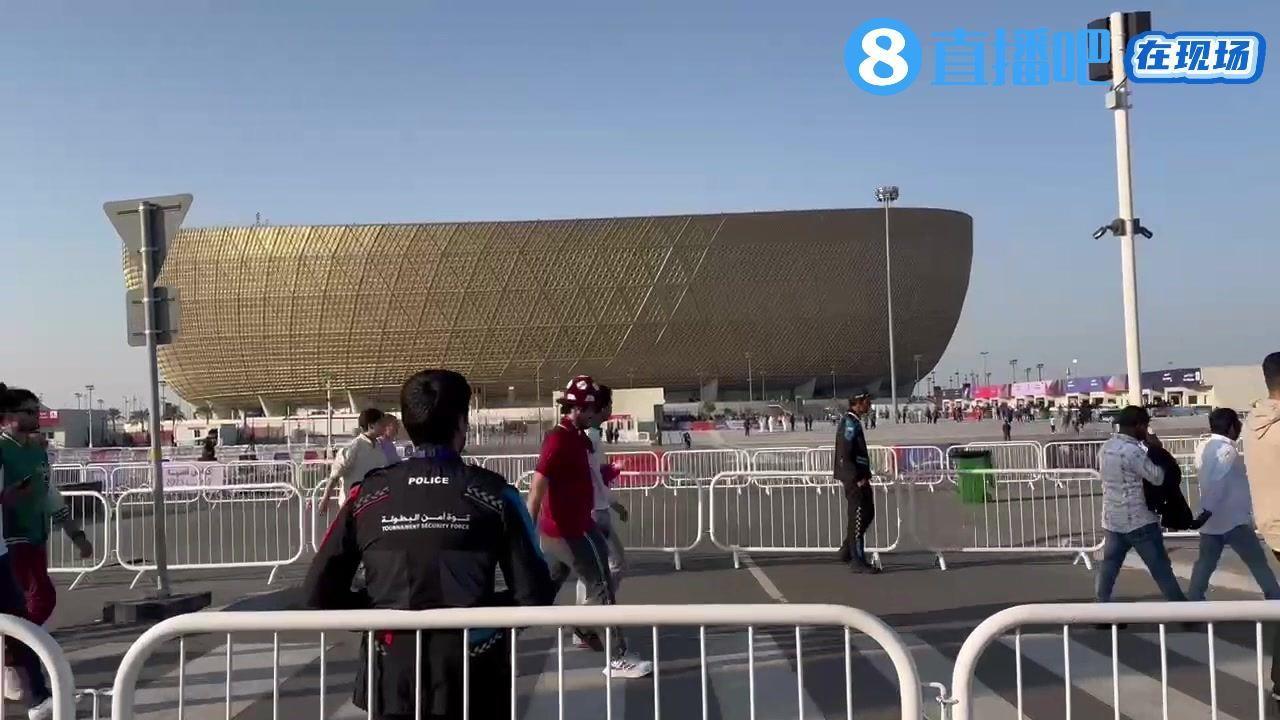 【在现场】亚洲杯开幕式&揭幕战即将打响，场外情况咋样呢?