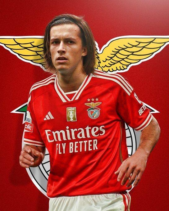 Here we go！罗马诺：曼联边卫A-费尔南德斯将租借加盟本菲卡