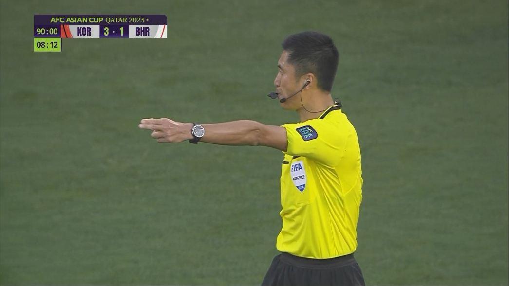 媒体人：孙哥假摔马宁一点不客气；他亚洲杯大概率比国足走得更远