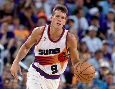 美国篮球运动员丹·马尔利出生
