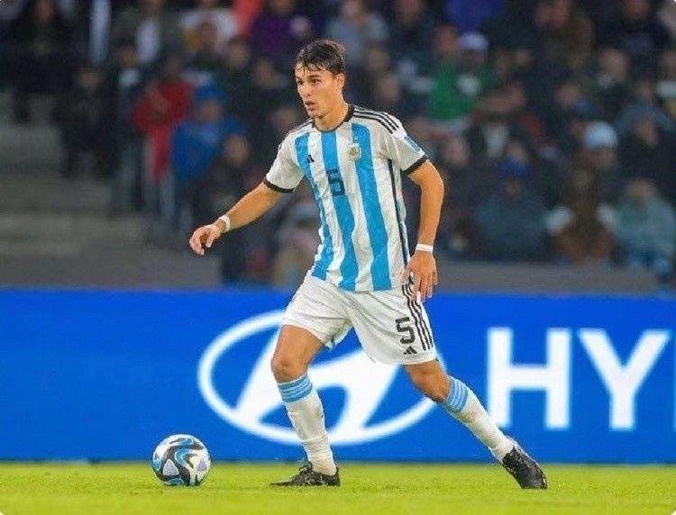 法尔克：拜仁有意费德里科-雷东多，可能尝试今夏引进