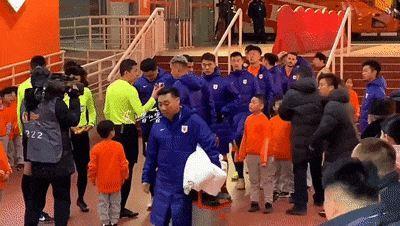 【解读中超】新赛季首张红牌是否过于严厉？