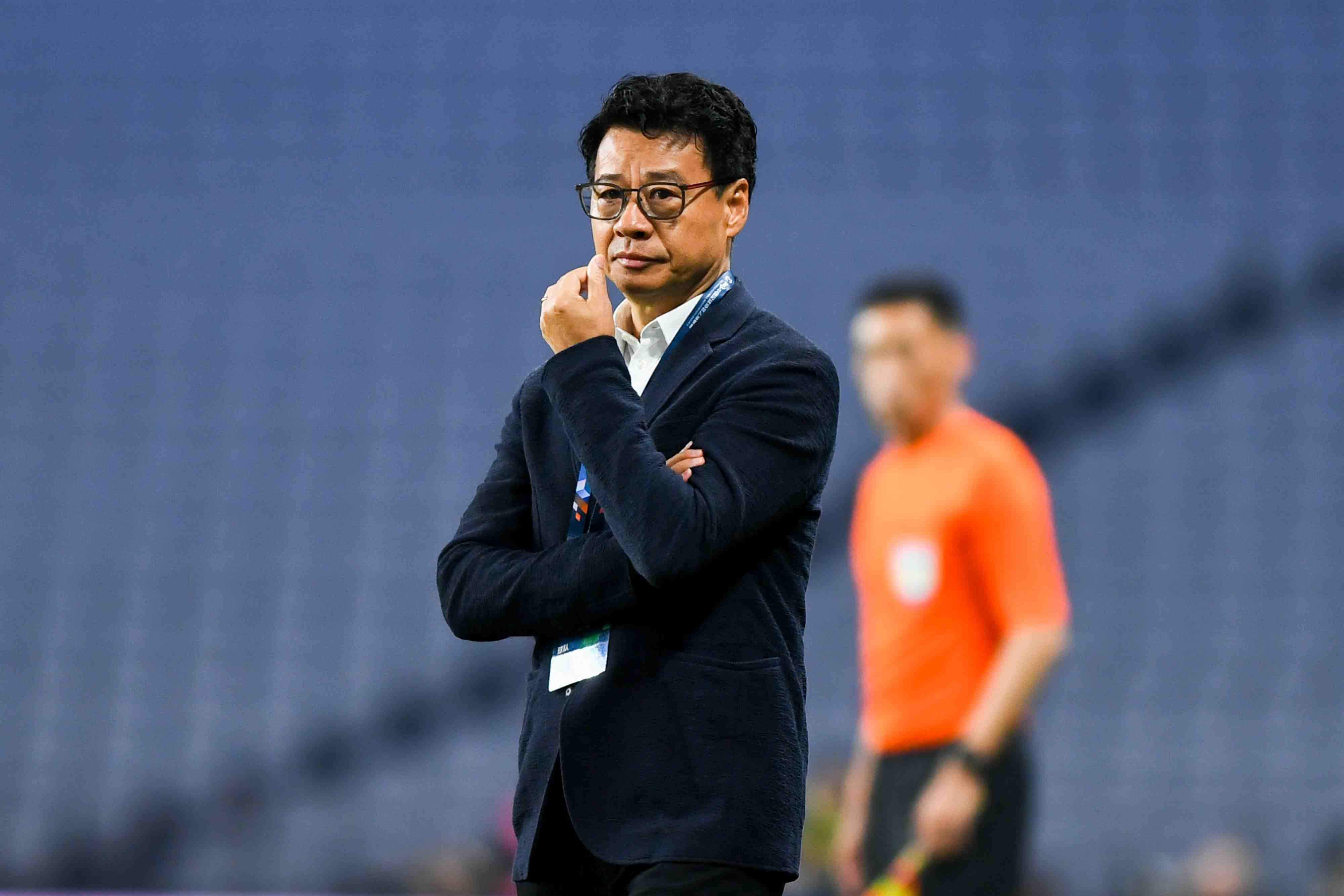 津媒：申花前主帅吴金贵可能接手亚泰，但他现在日子也不好过