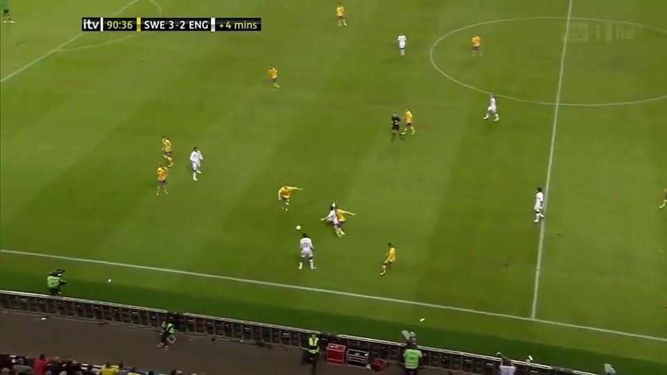 伊布回忆惊世倒钩：历史上最漂亮的进球！谁能想到去这样做？