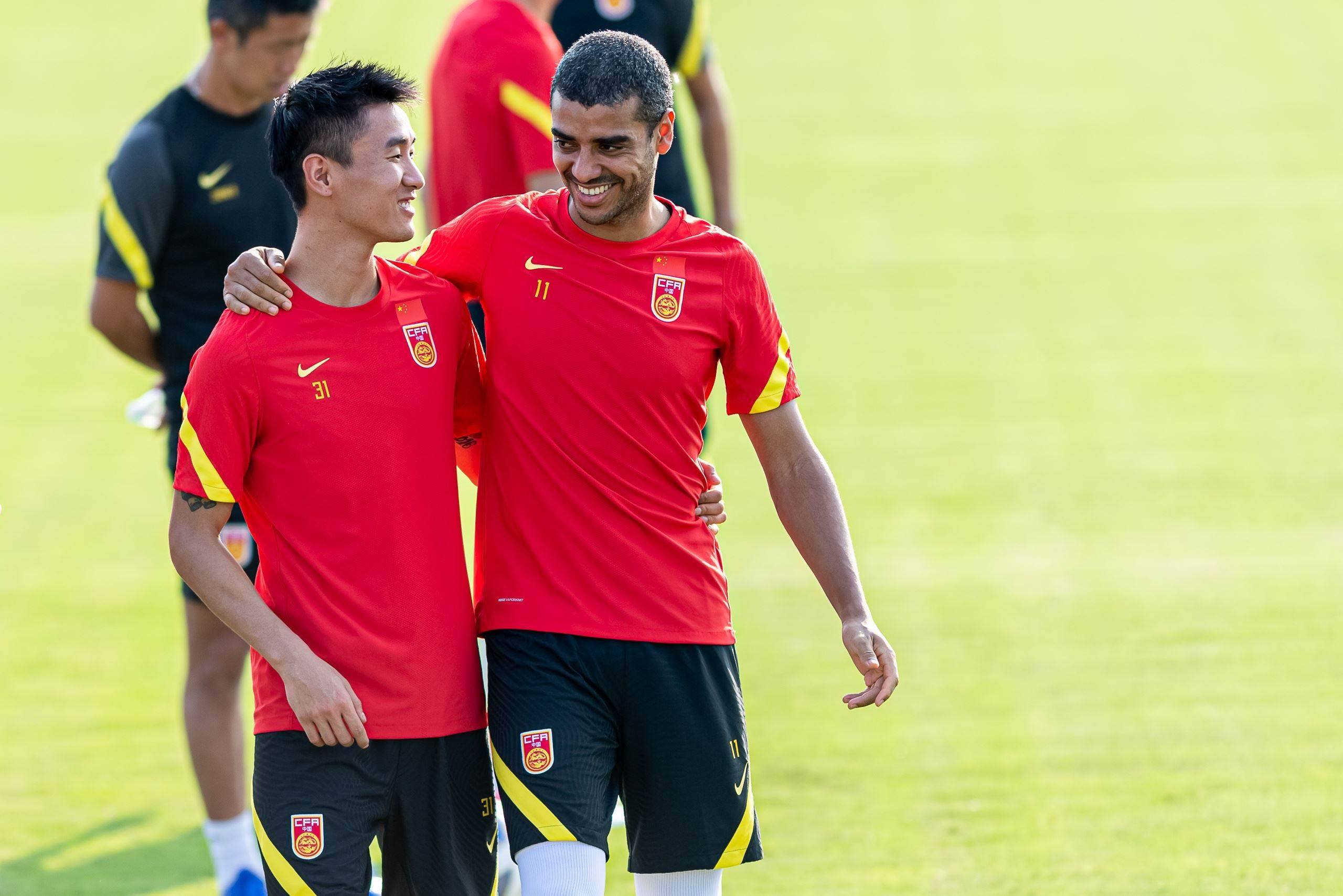 津媒:张玉宁等多人受伤,中超国脚大户为国足36强赛做出牺牲