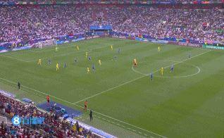 乌克兰本届首球！津琴科助攻沙帕伦科破门，1-1扳平斯洛伐克