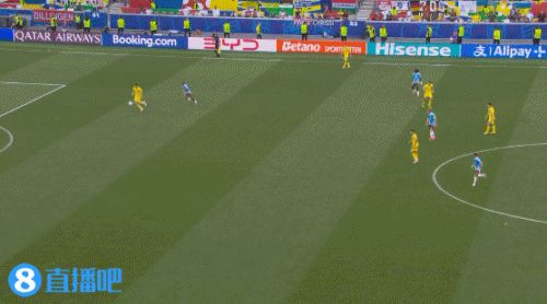 4分垫底出局！全场哨响后乌克兰球员同时倒地 津琴科沮丧抹泪